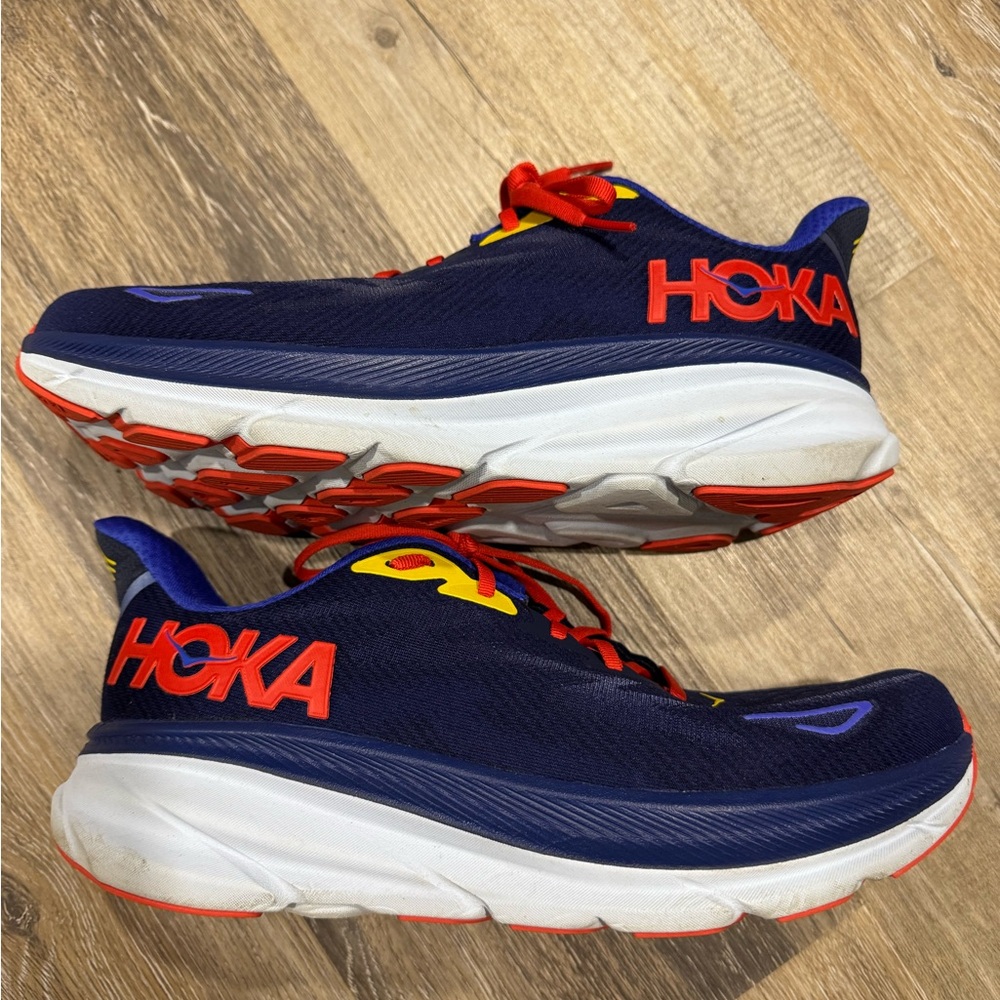 Hoka One One Clifton 9